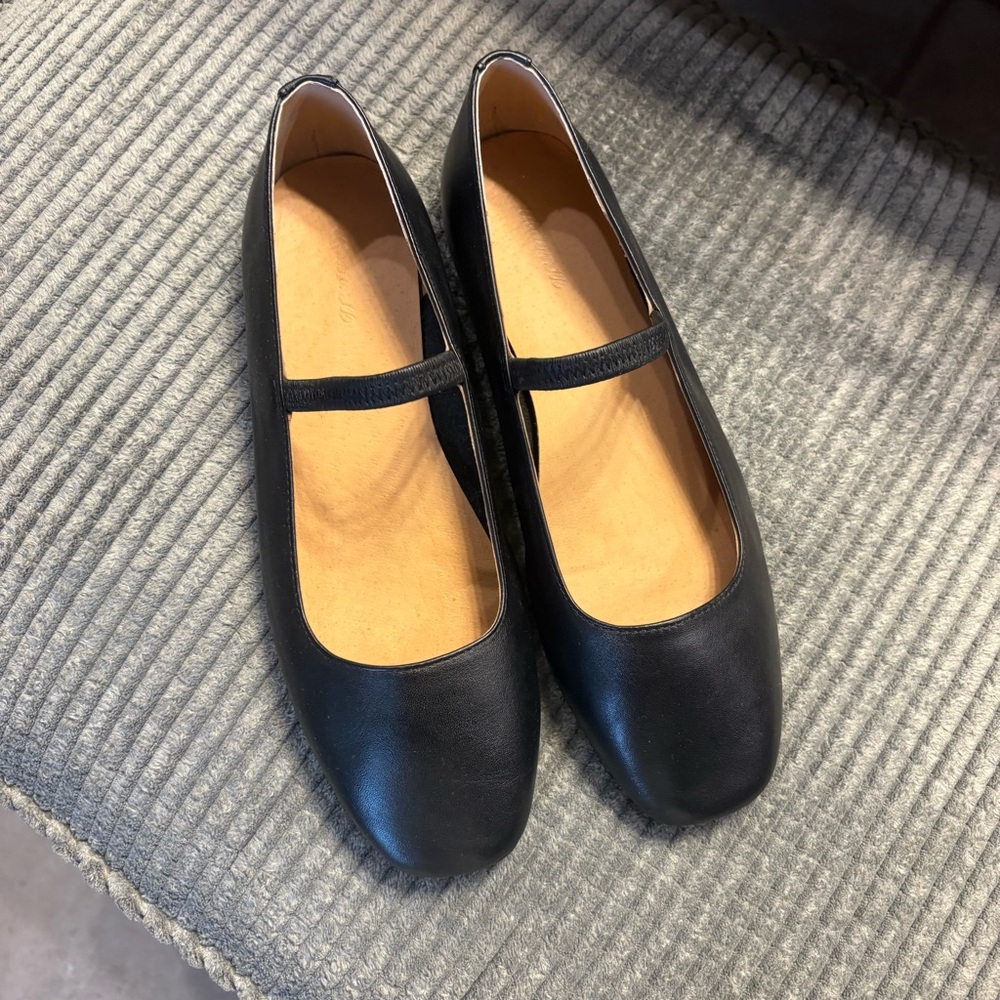 Madewell Black Leather Flats